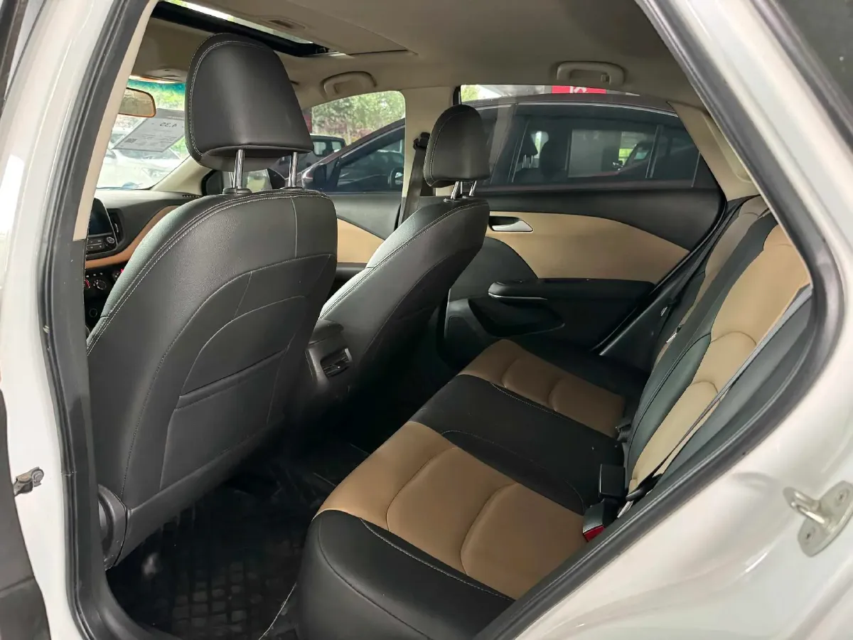 2022 Chevrolet Monza 1.5L 113HP L4 6AT,autocango,china used car exporter,china ev exporter,chinese used car exporter,chinese used ev exporter