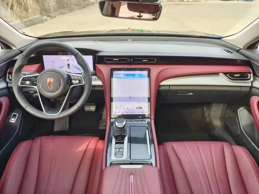 2024 HongQi H5 2.0T 224HP L4 8AT,autocango,china used car exporter,china ev exporter,chinese used car exporter,chinese used ev exporter