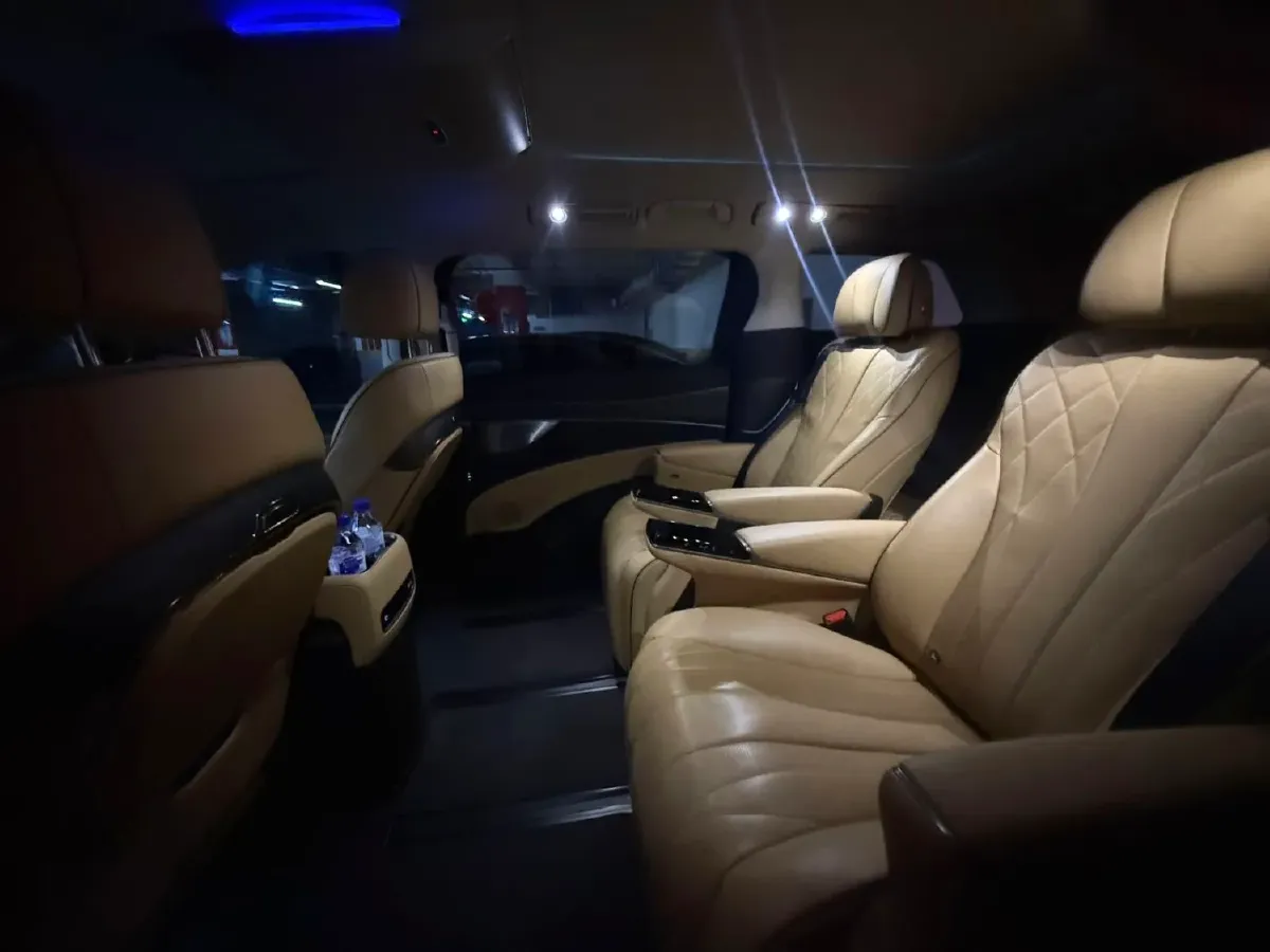 2024 Denza D9 1.5T 139HP L4 E-CVT PHEV 40KWH,autocango,china used car exporter,china ev exporter,chinese used car exporter,chinese used ev exporter