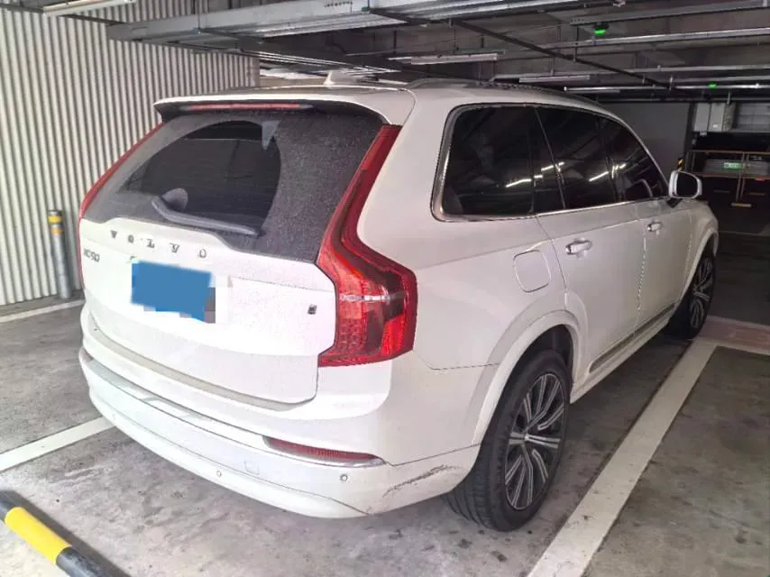 2023 Volvo XC90 2.0T 250HP L4 8AT,autocango,china used car exporter,china ev exporter,chinese used car exporter,chinese used ev exporter