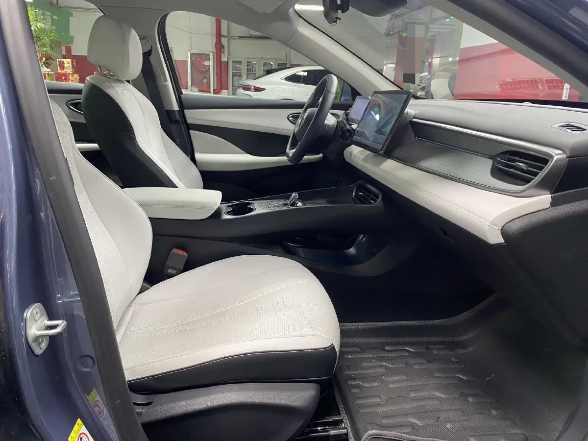 2025 BYD Seal05 DM-i 1.5L 101HP L4 E-CVT PHEV 15.87KWH,autocango,china used car exporter,china ev exporter,chinese used car exporter,chinese used ev exporter