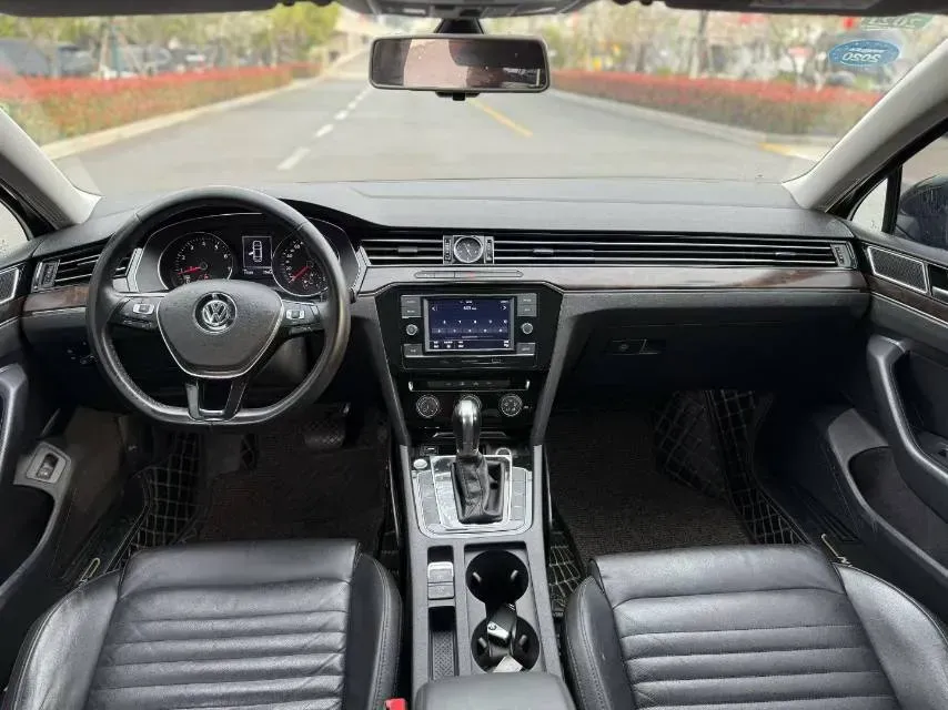 2019 Chevrolet Malibu XL 2.0T 241HP L4 9AT,autocango,china used car exporter,china ev exporter,chinese used car exporter,chinese used ev exporter