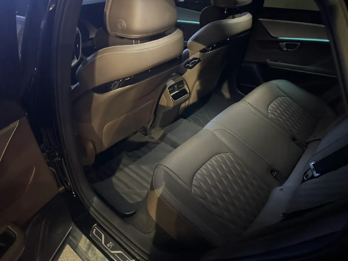 2024 BYD Han 1.5T 139HP L4 E-CVT PHEV 18.316KWH,autocango,china used car exporter,china ev exporter,chinese used car exporter,chinese used ev exporter