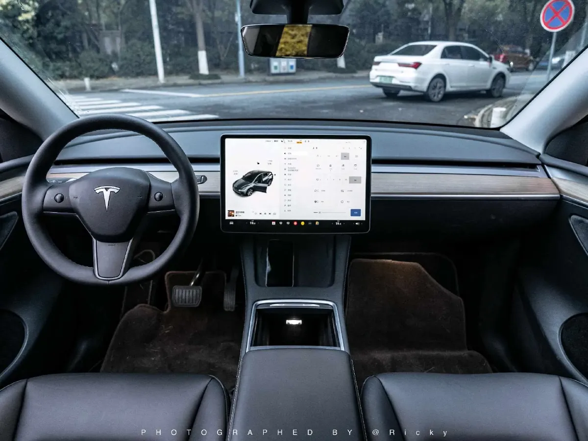 2022 Tesla Model Y BEV 60KWH,autocango,china used car exporter,china ev exporter,chinese used car exporter,chinese used ev exporter