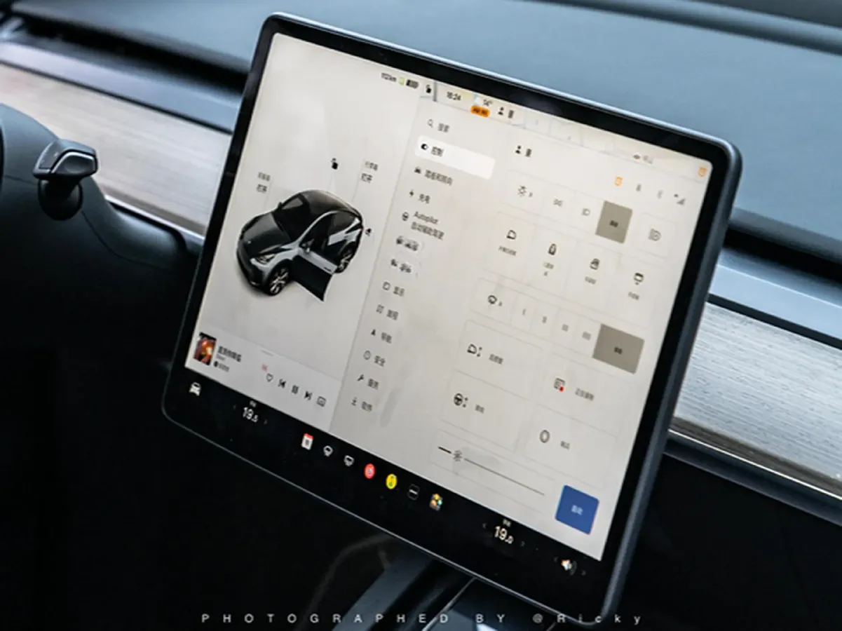 2022 Tesla Model Y BEV 60KWH,autocango,china used car exporter,china ev exporter,chinese used car exporter,chinese used ev exporter