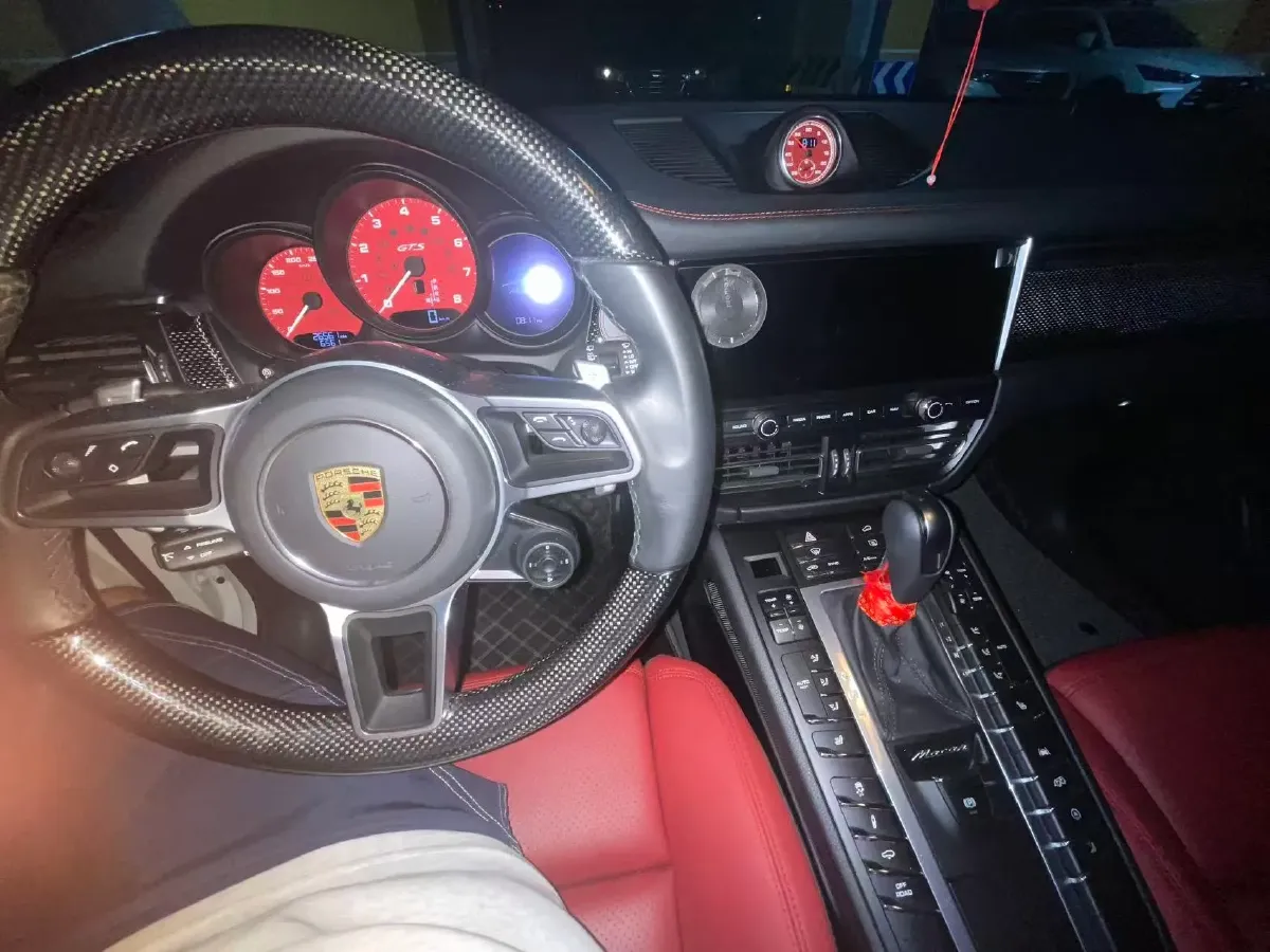 2020 Porsche Macan 2.9T 380HP V6 7DCT,autocango,china used car exporter,china ev exporter,chinese used car exporter,chinese used ev exporter