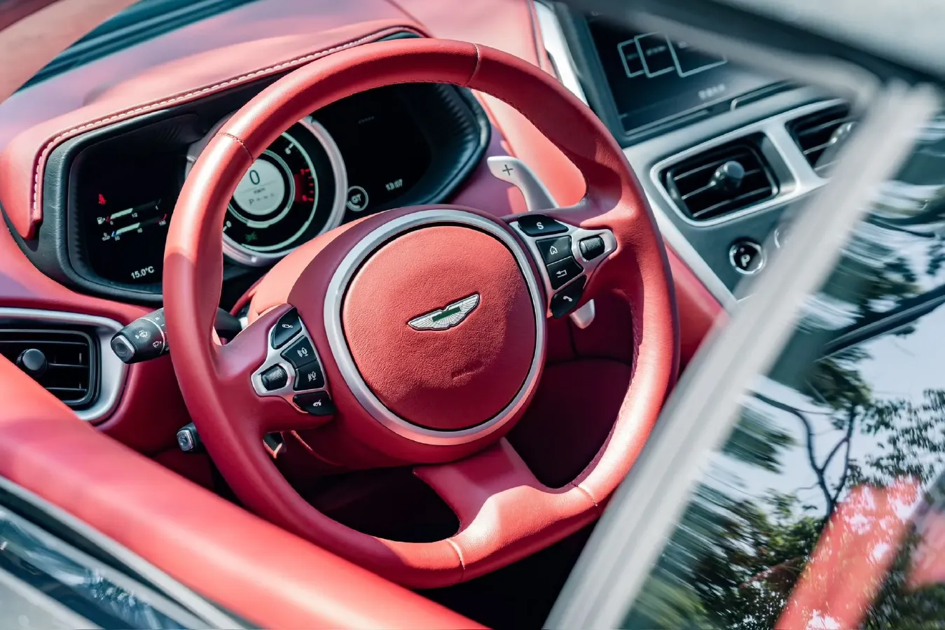 2020 Aston Martin DB11 4.0T 510HP V8 8AT,autocango,china used car exporter,china ev exporter,chinese used car exporter,chinese used ev exporter