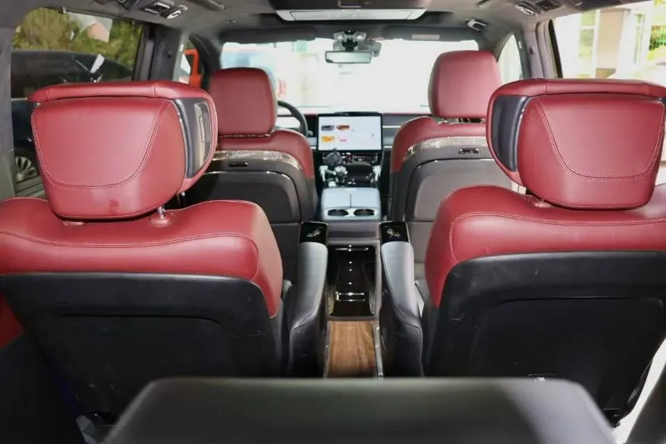 2023 GAC Trumpchi M8 2.0T 190HP L4 E-CVT Hybrid,autocango,china used car exporter,china ev exporter,chinese used car exporter,chinese used ev exporter
