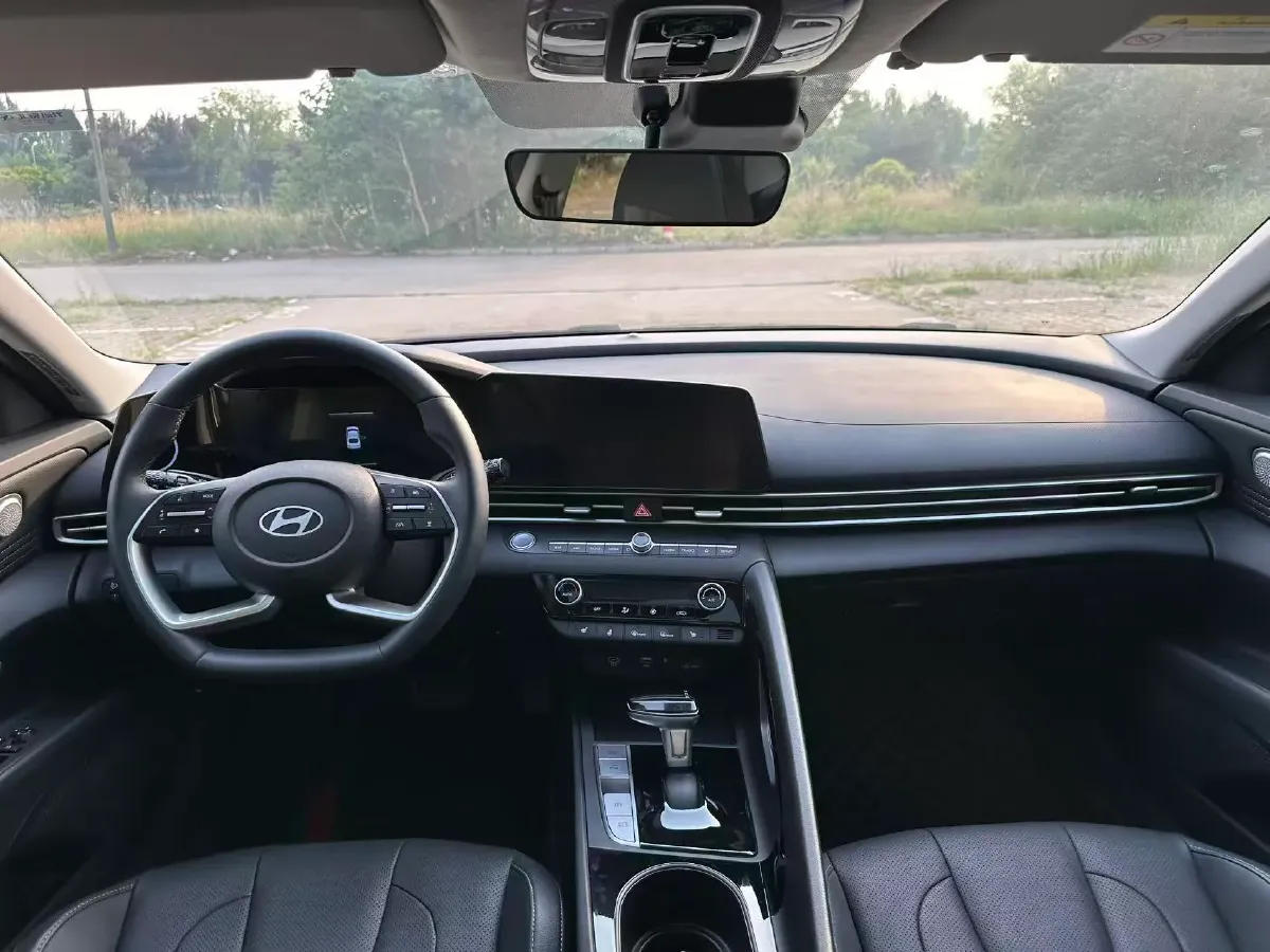 2023 Hyundai Elantra 1.5L 115HP L4 CVT,autocango,china used car exporter,china ev exporter,chinese used car exporter,chinese used ev exporter