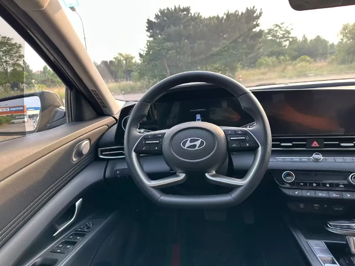 2023 Hyundai Elantra 1.5L 115HP L4 CVT,autocango,china used car exporter,china ev exporter,chinese used car exporter,chinese used ev exporter
