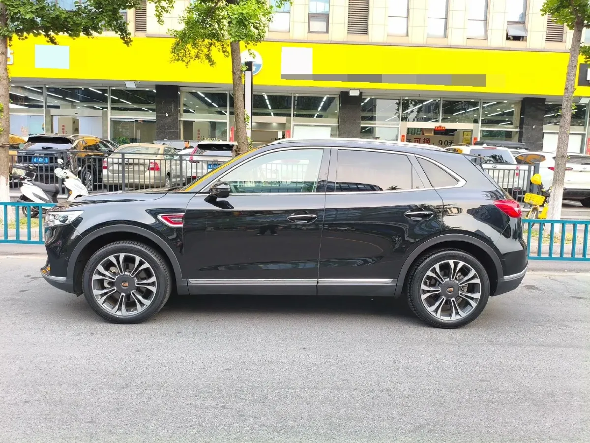 2019 HongQi HS5 2.0T 224HP L4 6AT,autocango,china used car exporter,china ev exporter,chinese used car exporter,chinese used ev exporter