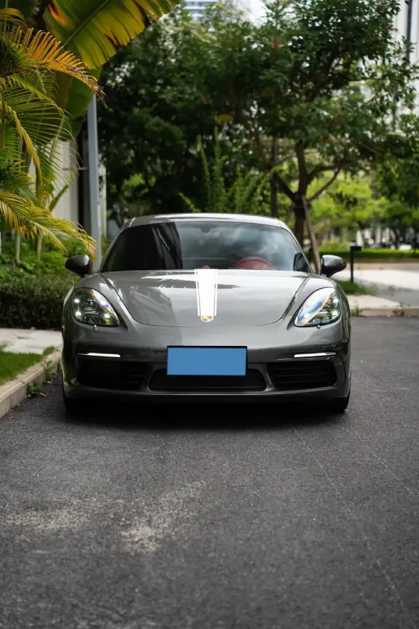 2023 Porsche 718 2.0T 250HP H4 7DCT,autocango,china used car exporter,china ev exporter,chinese used car exporter,chinese used ev exporter