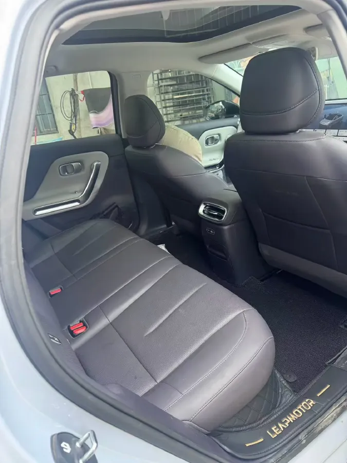 2025 Leapmotor B01 BEV,autocango,china used car exporter,china ev exporter,chinese used car exporter,chinese used ev exporter