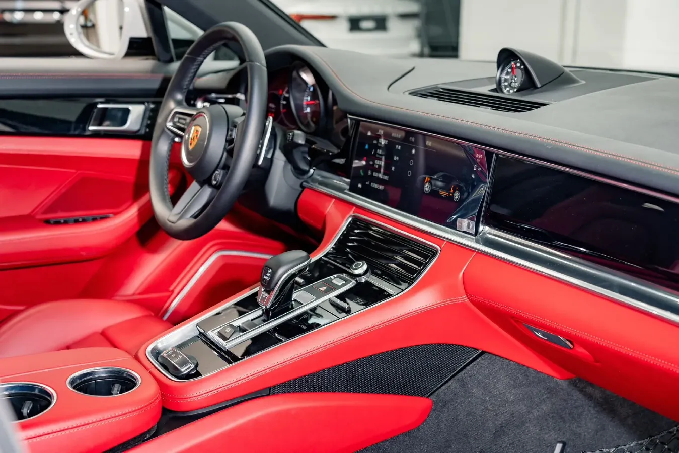 2023 Porsche Panamera 2.9T 330HP V6 8DCT,autocango,china used car exporter,china ev exporter,chinese used car exporter,chinese used ev exporter