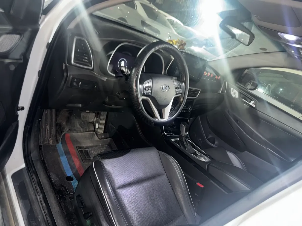 2020 Hyundai Tucson 1.6T 177HP L4 7DCT,autocango,china used car exporter,china ev exporter,chinese used car exporter,chinese used ev exporter