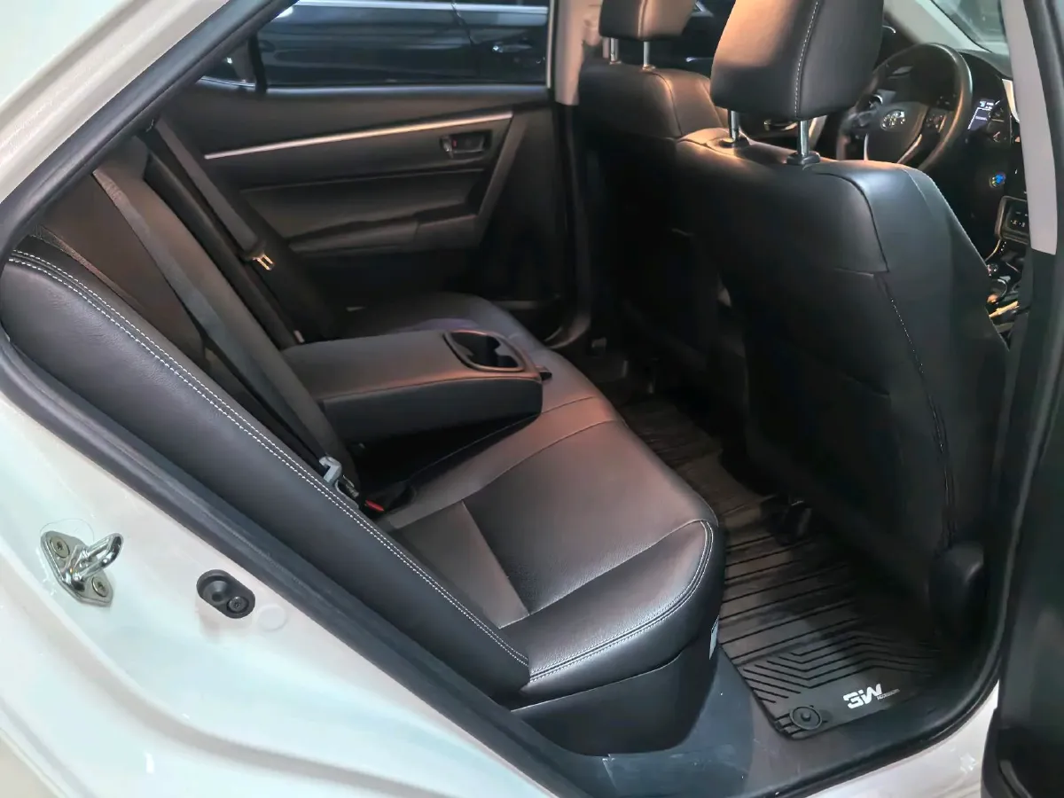 2019 Toyota Camry 2.5L 209HP L4 8AT,autocango,china used car exporter,china ev exporter,chinese used car exporter,chinese used ev exporter