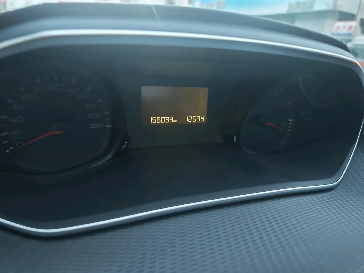 2018 Peugeot 308 1.2T 136HP L3 6AT,autocango,china used car exporter,china ev exporter,chinese used car exporter,chinese used ev exporter