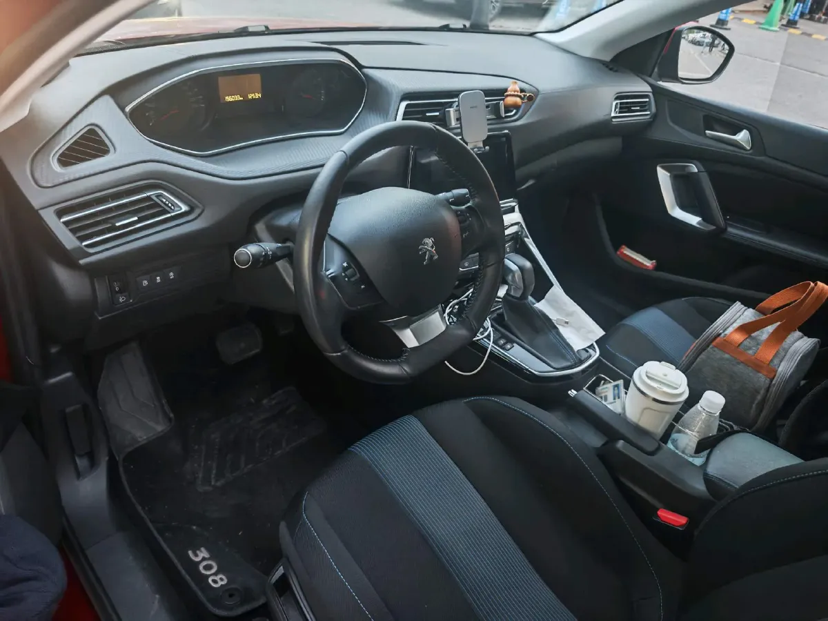 2018 Peugeot 308 1.2T 136HP L3 6AT,autocango,china used car exporter,china ev exporter,chinese used car exporter,chinese used ev exporter
