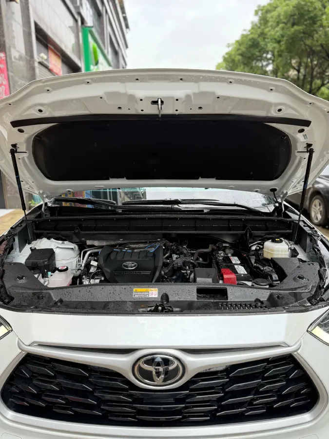 2022 Toyota Highlander 2.0T 248HP L4 8AT,autocango,china used car exporter,china ev exporter,chinese used car exporter,chinese used ev exporter