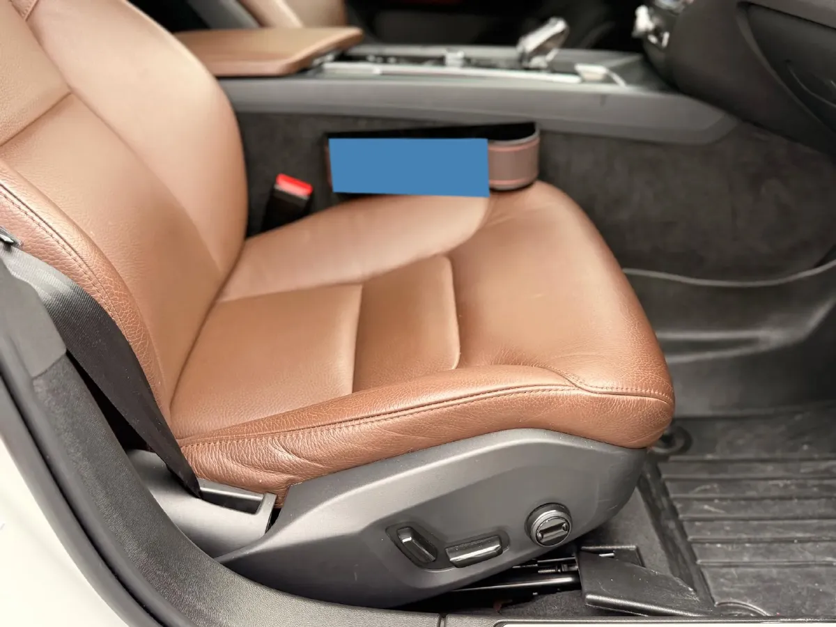 2022 Volvo S60 2.0T 197HP L4 8AT,autocango,china used car exporter,china ev exporter,chinese used car exporter,chinese used ev exporter