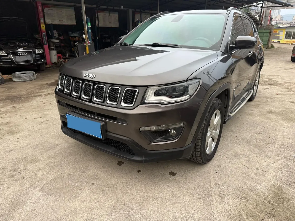 2019 Jeep Compass 1.3T 173HP L4 7DCT,autocango,china used car exporter,china ev exporter,chinese used car exporter,chinese used ev exporter