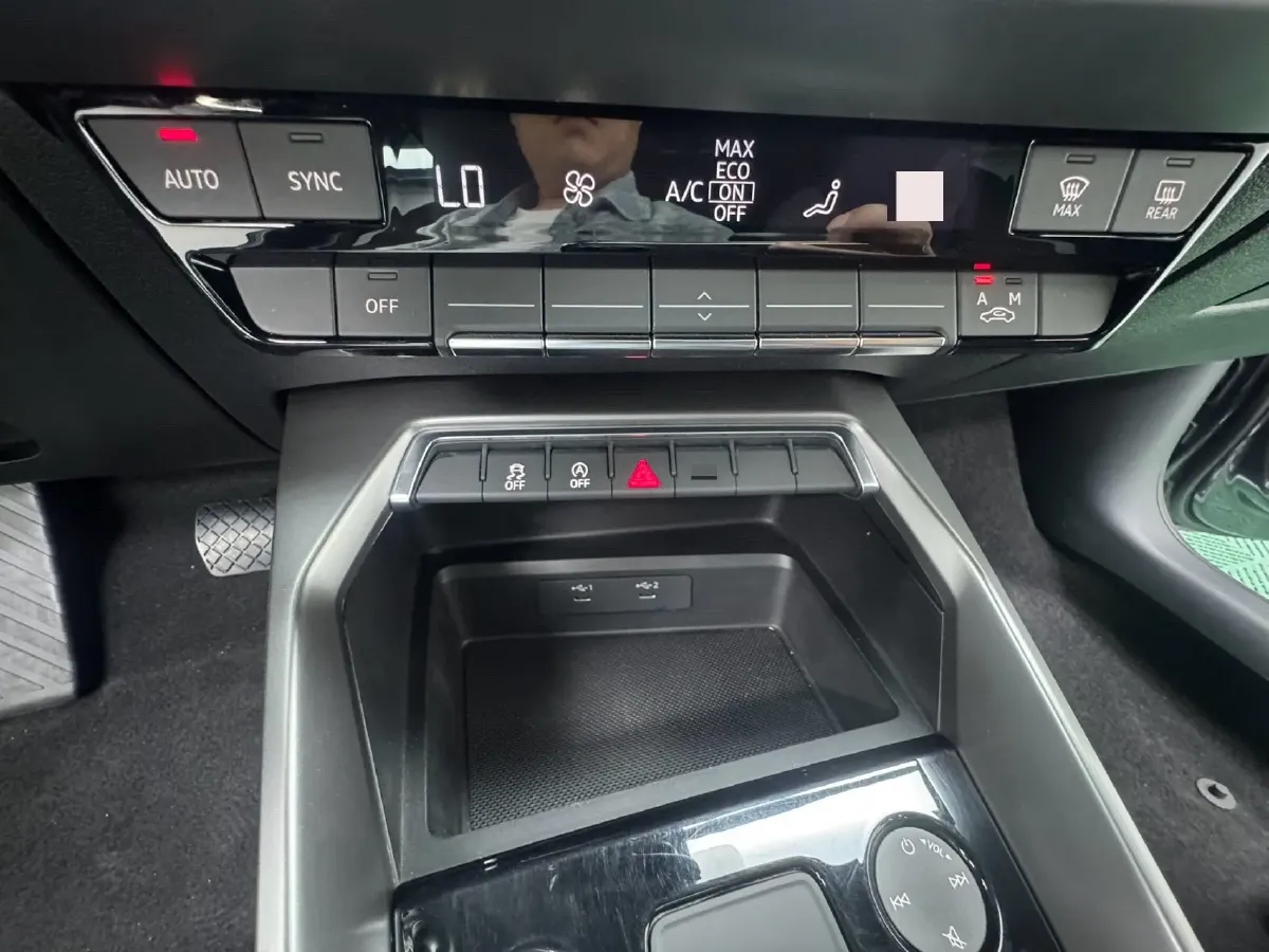 2022 Audi A3 1.4T 150HP L4 7DCT,autocango,china used car exporter,china ev exporter,chinese used car exporter,chinese used ev exporter