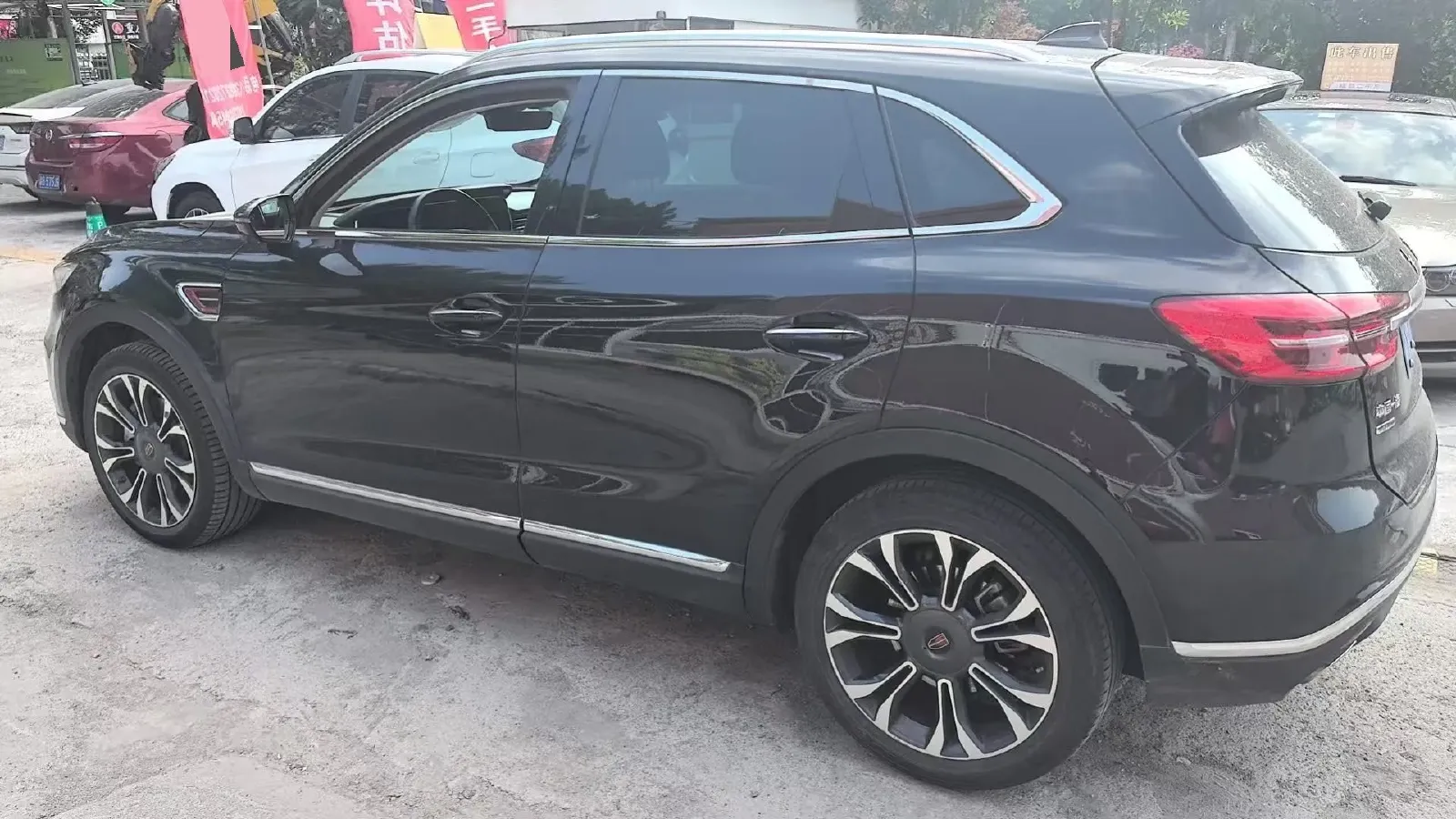 2019 HongQi HS5 2.0T 224HP L4 6AT,autocango,china used car exporter,china ev exporter,chinese used car exporter,chinese used ev exporter