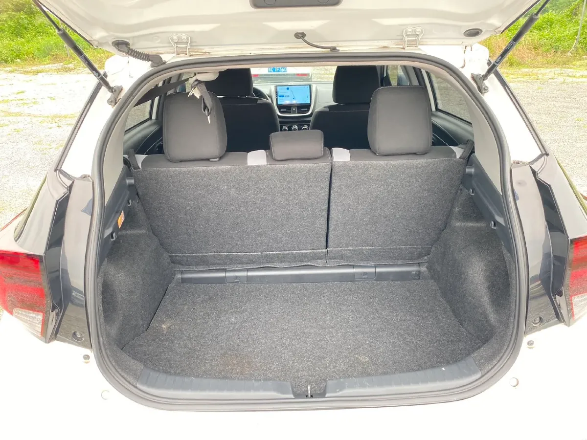 2022 Toyota Yaris L 1.5L 112HP L4 CVT,autocango,china used car exporter,china ev exporter,chinese used car exporter,chinese used ev exporter