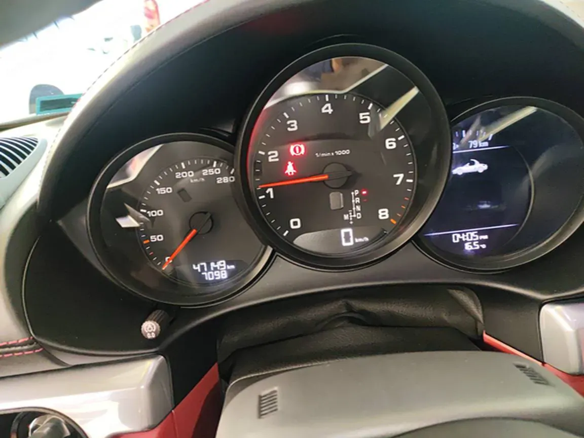 2020 Porsche 718 2.0T 250HP H4 7DCT,autocango,china used car exporter,china ev exporter,chinese used car exporter,chinese used ev exporter
