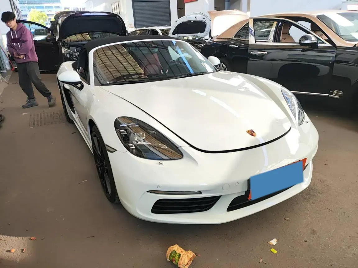 2020 Porsche 718 2.0T 250HP H4 7DCT,autocango,china used car exporter,china ev exporter,chinese used car exporter,chinese used ev exporter