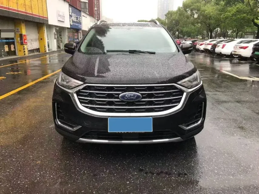 2022 Ford Edge 2.0T 245HP L4 8AT,autocango,china used car exporter,china ev exporter,chinese used car exporter,chinese used ev exporter