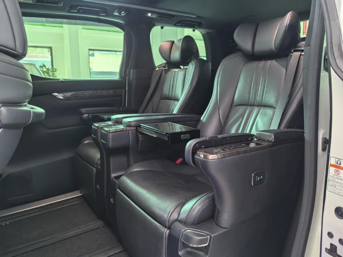 2019 Toyota Alphard 2.5L 117HP L4 E-CVT Hybrid,autocango,china used car exporter,china ev exporter,chinese used car exporter,chinese used ev exporter