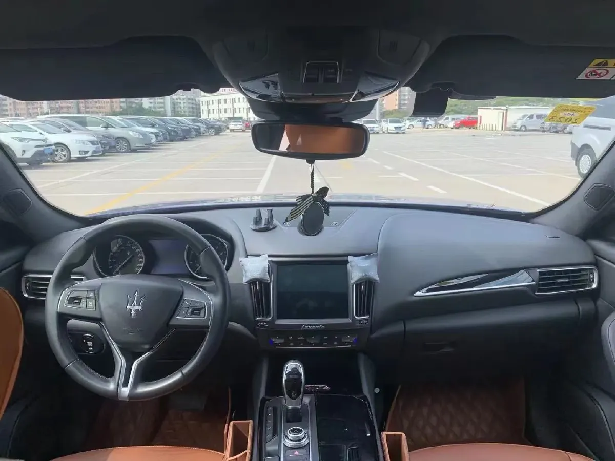 2018 Jaguar XJ 3.0T 340HP V6 8AT,autocango,china used car exporter,china ev exporter,chinese used car exporter,chinese used ev exporter