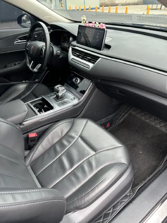 2022 HongQi H5 1.5T 169HP L4 7DCT,autocango,china used car exporter,china ev exporter,chinese used car exporter,chinese used ev exporter