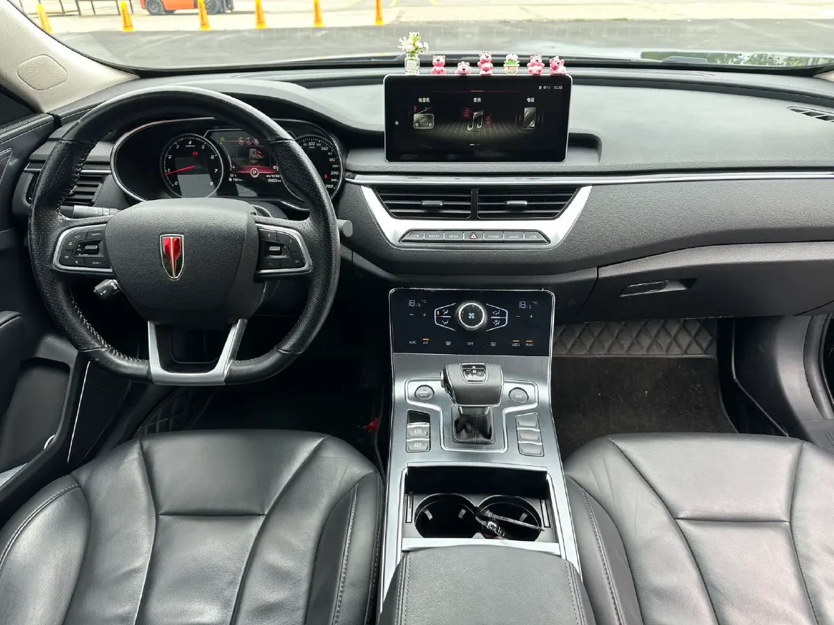 2022 HongQi H5 1.5T 169HP L4 7DCT,autocango,china used car exporter,china ev exporter,chinese used car exporter,chinese used ev exporter
