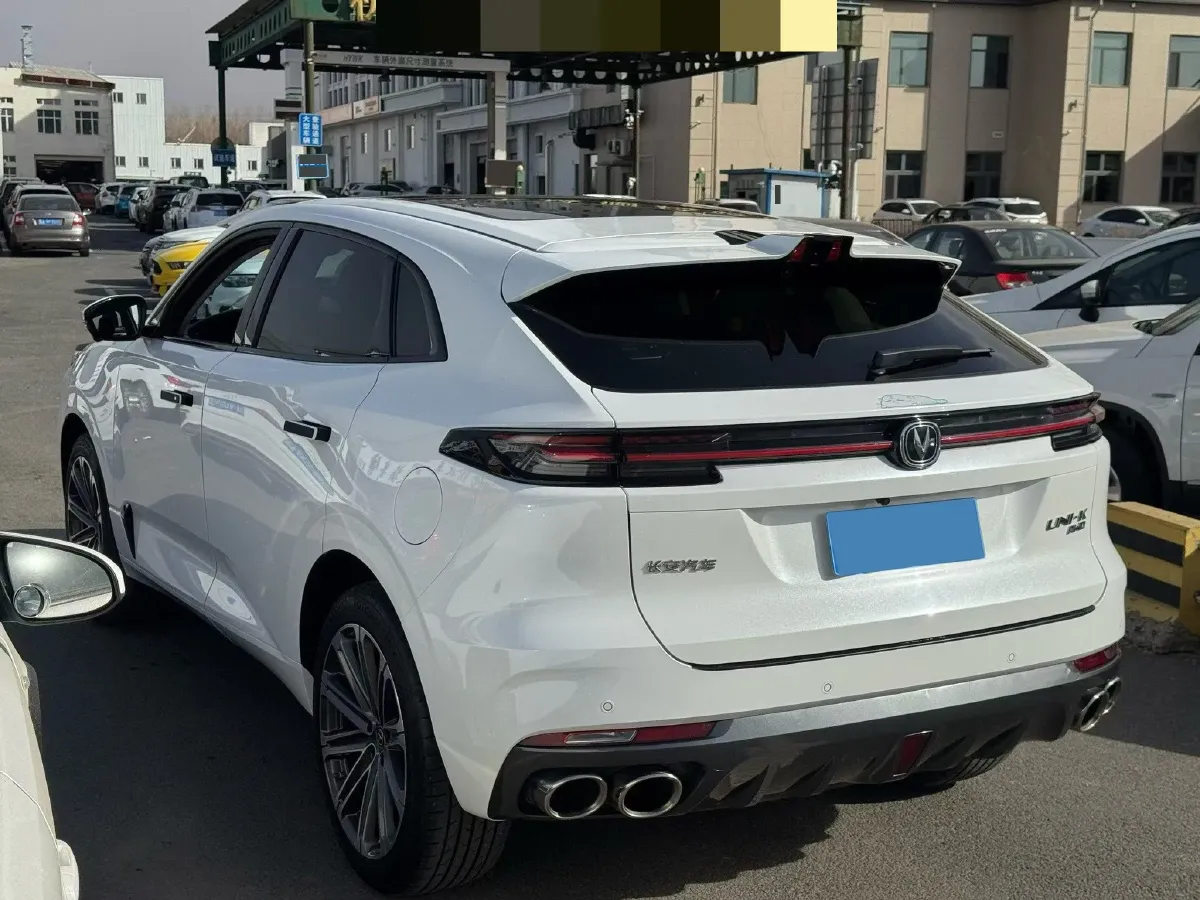 2021 ChangAn UNI-K 2.0T 233HP L4 8AT,autocango,china used car exporter,china ev exporter,chinese used car exporter,chinese used ev exporter