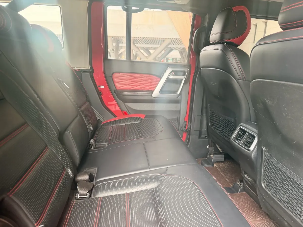 2019 Beijing BJ40 2.3T 231HP L4 6AT,autocango,china used car exporter,china ev exporter,chinese used car exporter,chinese used ev exporter
