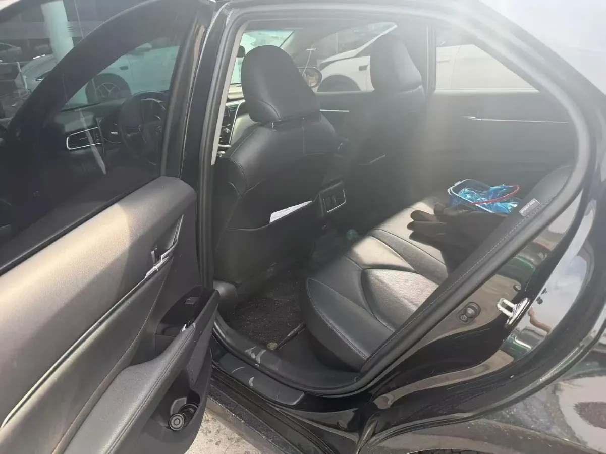 2021 Toyota Camry 2.5L 178HP L4 E-CVT Hybrid,autocango,china used car exporter,china ev exporter,chinese used car exporter,chinese used ev exporter