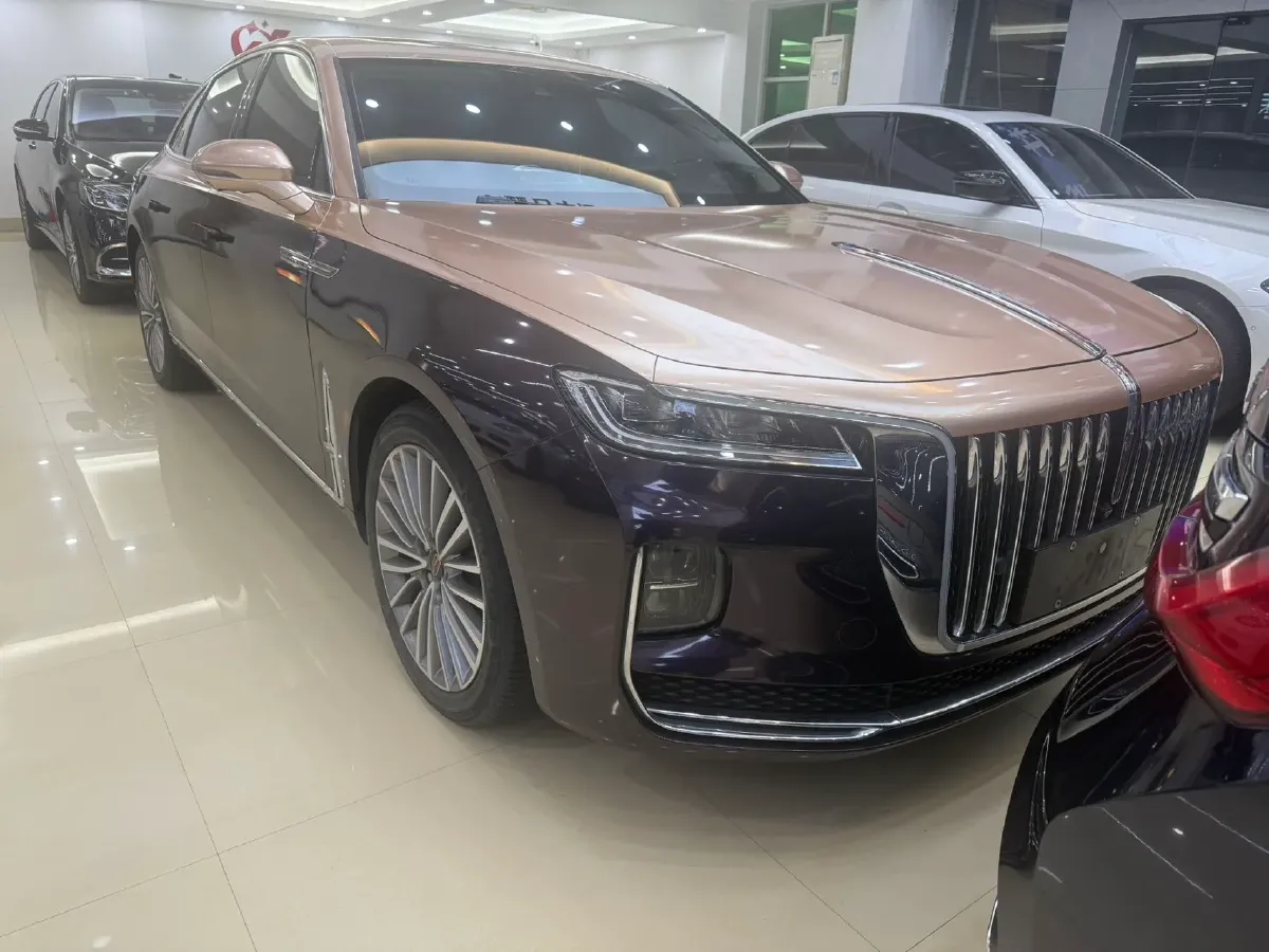 2022 HongQi H9 2.0T 252HP L4 7DCT,autocango,china used car exporter,china ev exporter,chinese used car exporter,chinese used ev exporter