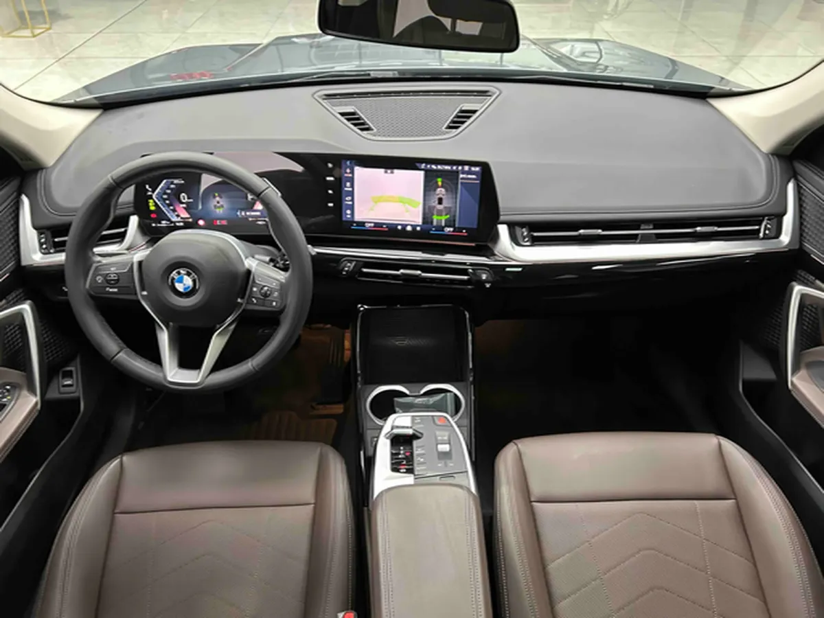 2023 BMW X1 2.0T 204HP L4 7DCT,autocango,china used car exporter,china ev exporter,chinese used car exporter,chinese used ev exporter