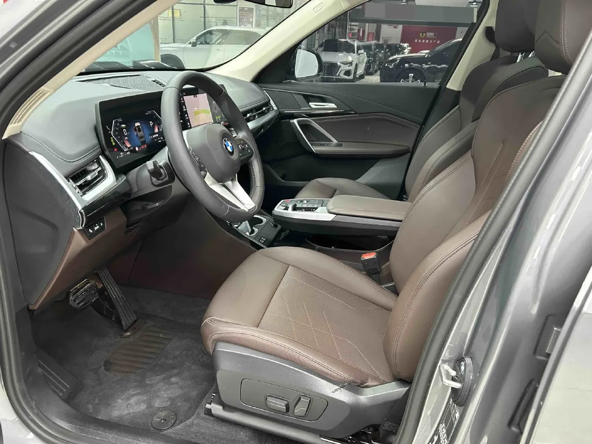 2023 BMW X1 2.0T 204HP L4 7DCT,autocango,china used car exporter,china ev exporter,chinese used car exporter,chinese used ev exporter