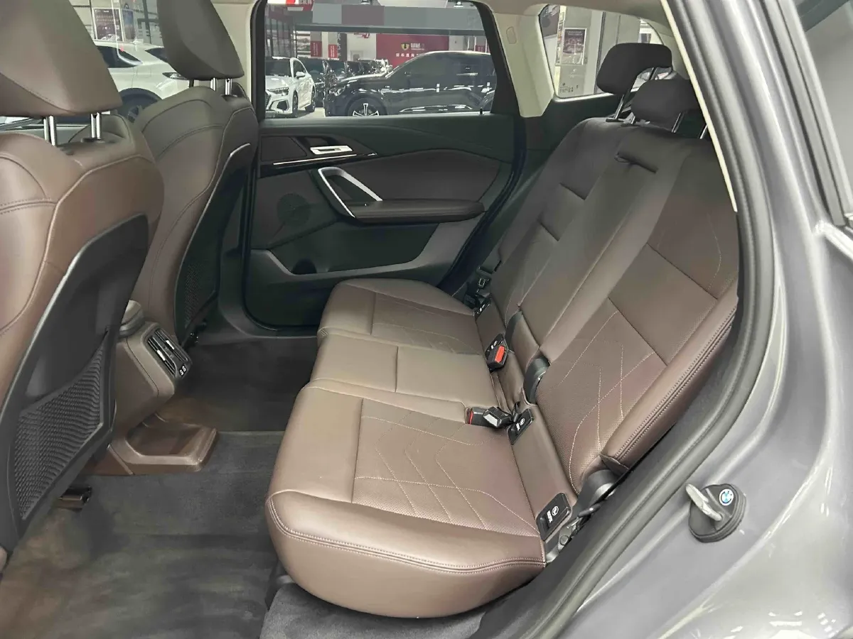 2023 BMW X1 2.0T 204HP L4 7DCT,autocango,china used car exporter,china ev exporter,chinese used car exporter,chinese used ev exporter