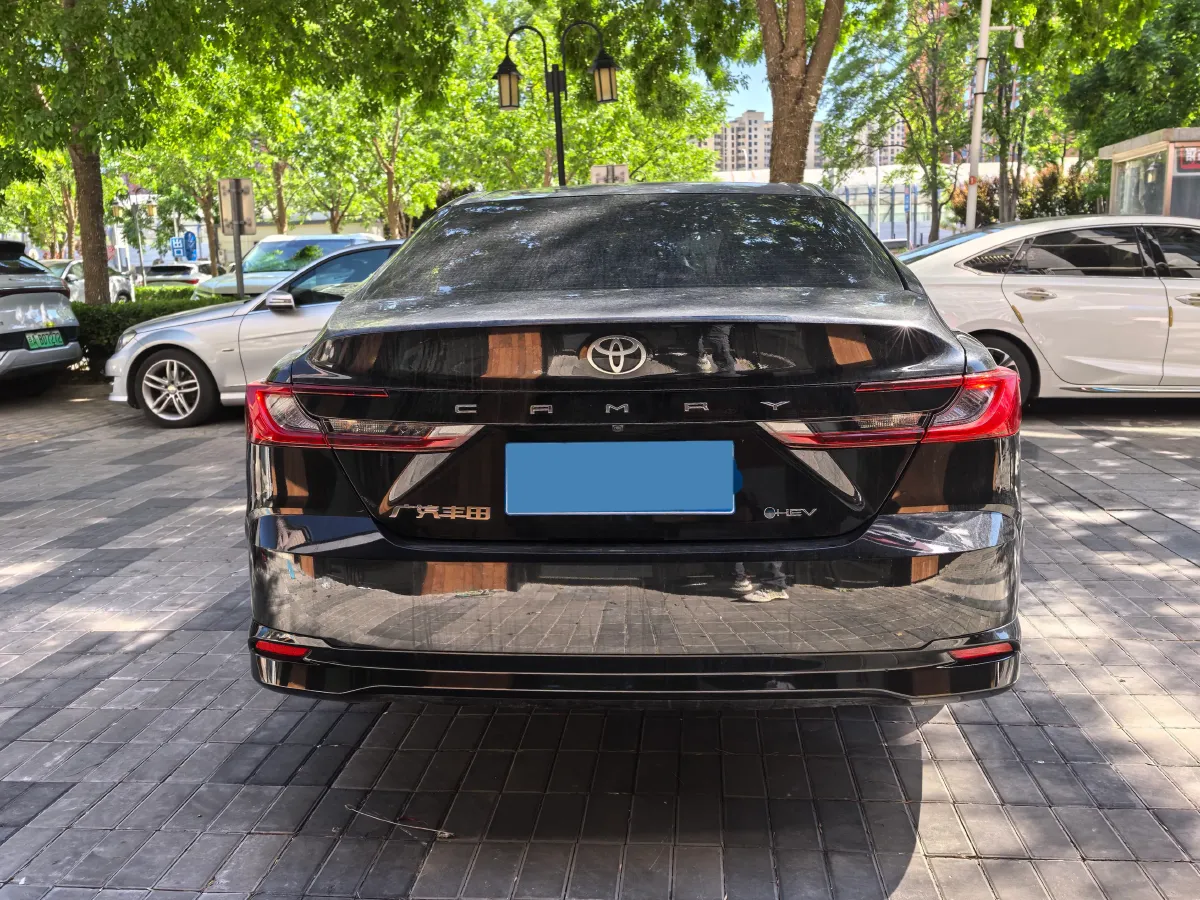 2024 Toyota Camry 2.0L 152HP L4 E-CVT Hybrid,autocango,china used car exporter,china ev exporter,chinese used car exporter,chinese used ev exporter