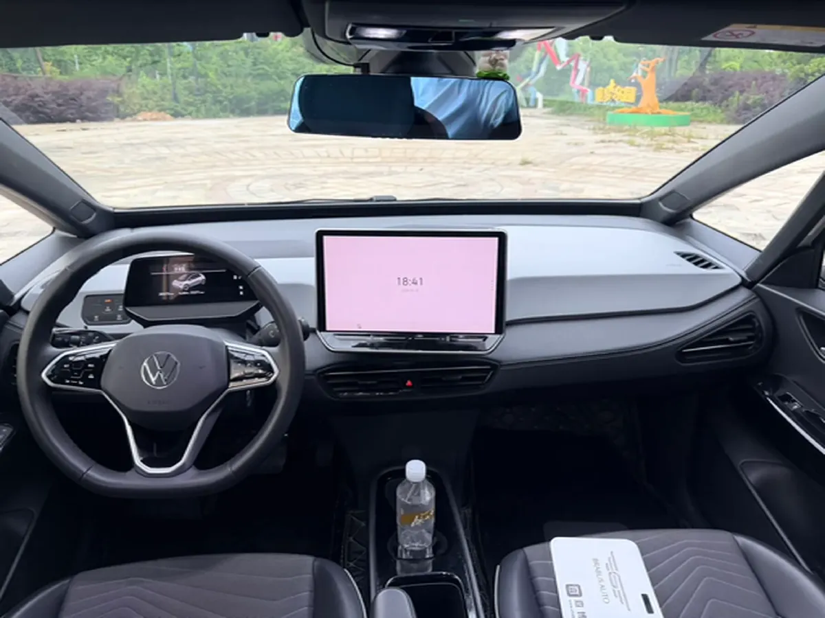 2025 Volkswagen ID.3 BEV 52.8KWH,autocango,china used car exporter,china ev exporter,chinese used car exporter,chinese used ev exporter