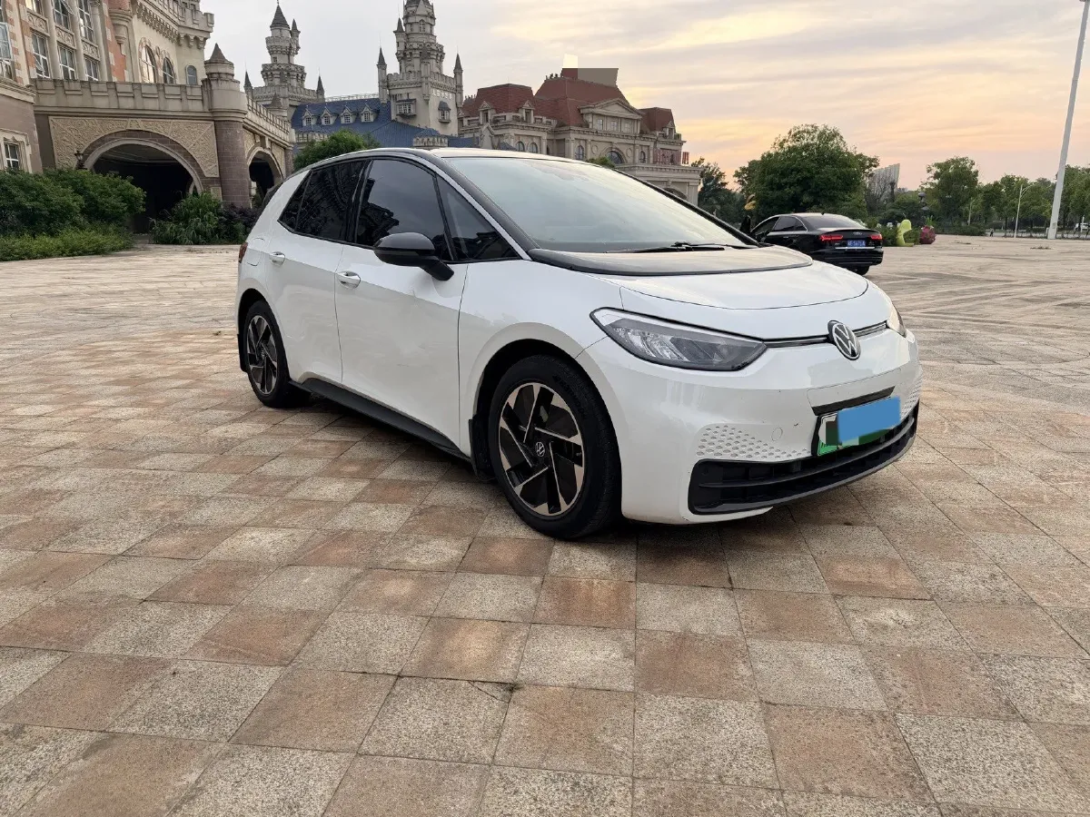 2025 Volkswagen ID.3 BEV 52.8KWH,autocango,china used car exporter,china ev exporter,chinese used car exporter,chinese used ev exporter