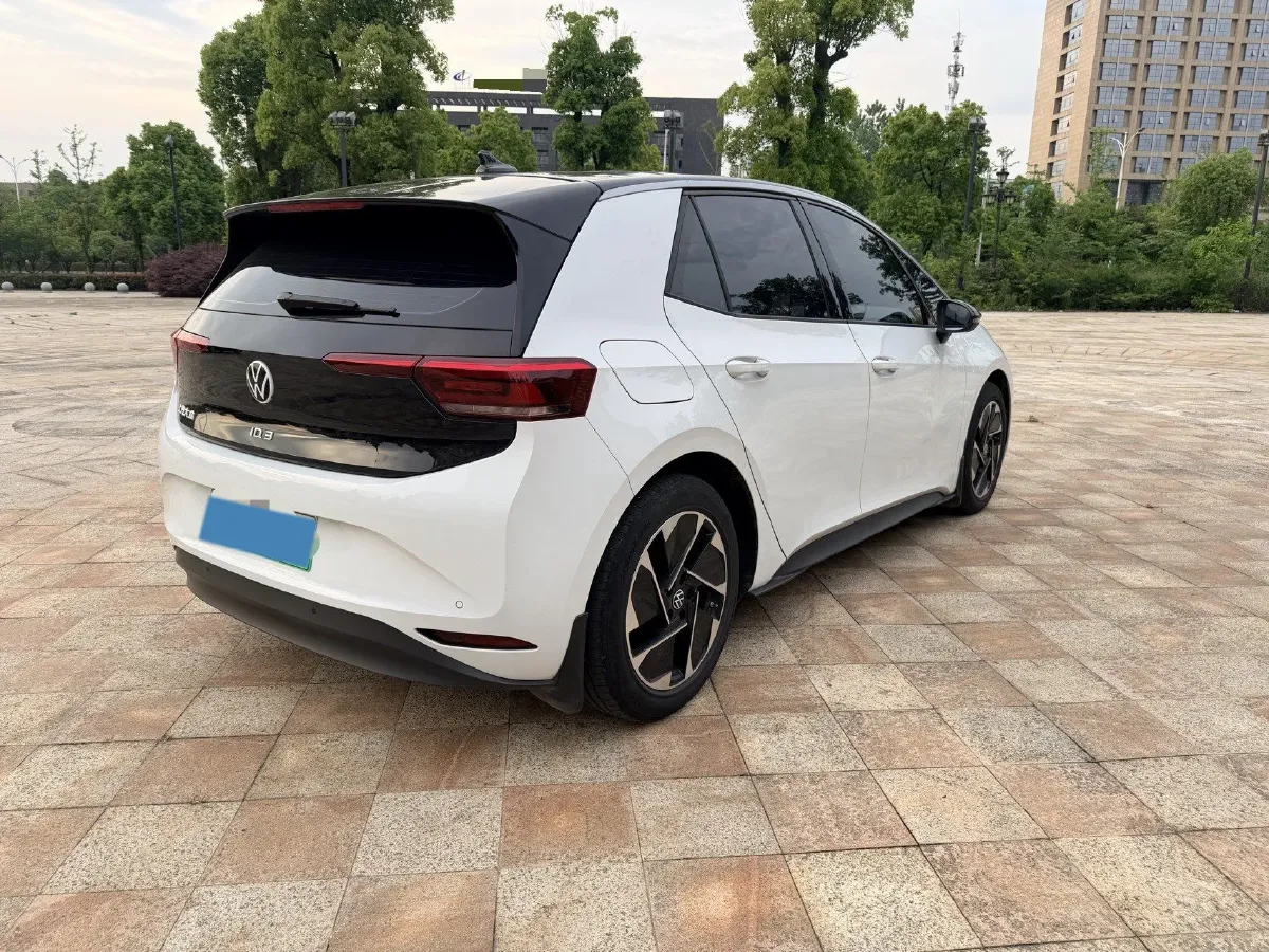2025 Volkswagen ID.3 BEV 52.8KWH,autocango,china used car exporter,china ev exporter,chinese used car exporter,chinese used ev exporter