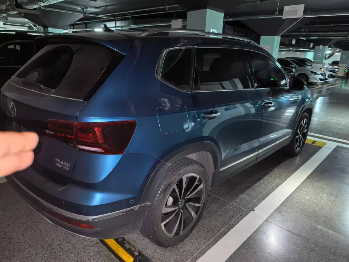 2019 Jeep Compass 1.3T 173HP L4 9AT,autocango,china used car exporter,china ev exporter,chinese used car exporter,chinese used ev exporter