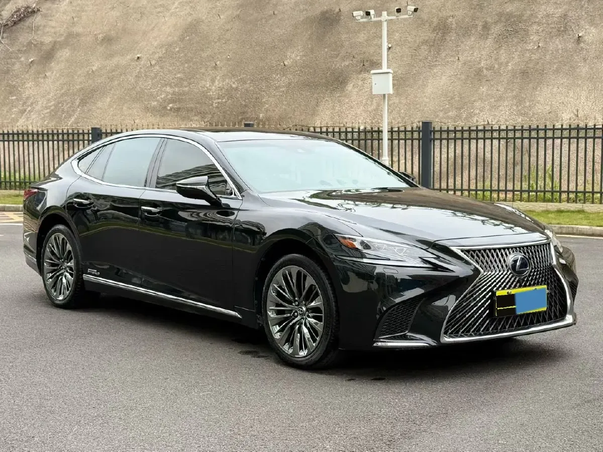 2018 Lexus LS 3.5L 299HP V6 E-CVT Hybrid,autocango,china used car exporter,china ev exporter,chinese used car exporter,chinese used ev exporter