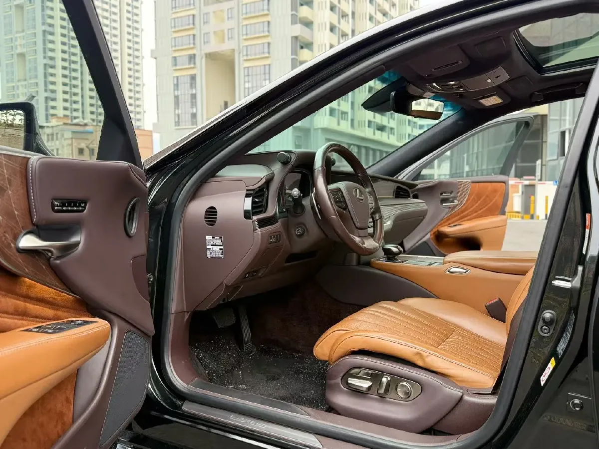 2018 Lexus LS 3.5L 299HP V6 E-CVT Hybrid,autocango,china used car exporter,china ev exporter,chinese used car exporter,chinese used ev exporter