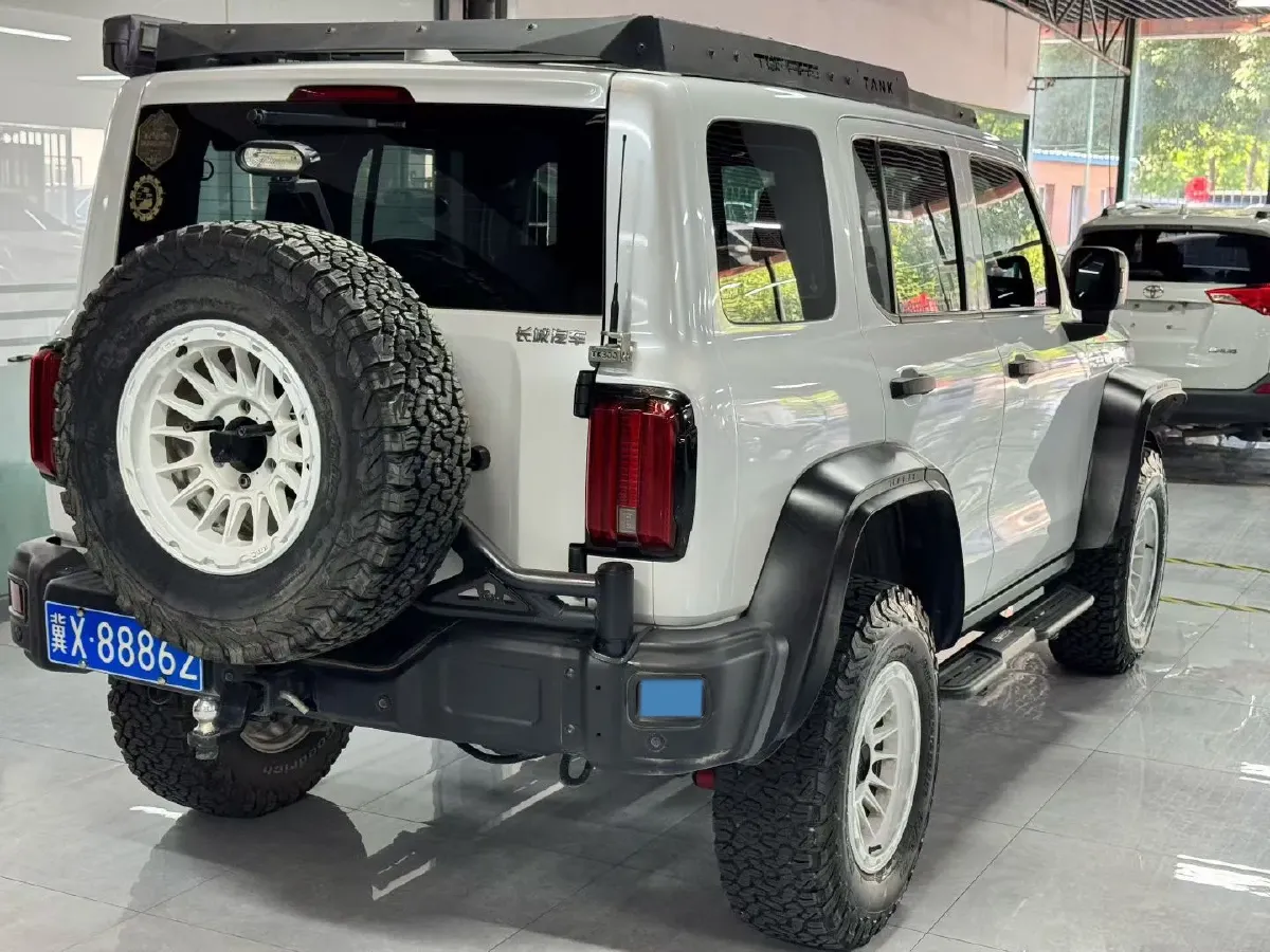 2024 Tank 300 2.0T 227HP L4 8AT,autocango,china used car exporter,china ev exporter,chinese used car exporter,chinese used ev exporter
